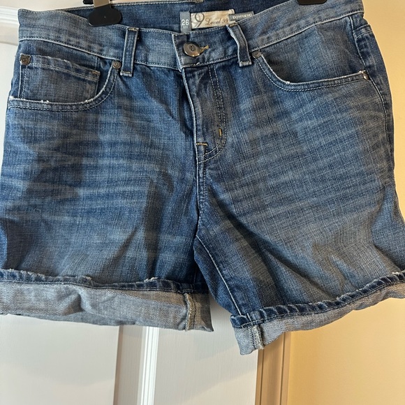 Level 99 Boyfriend Denim Shorts Size 26 - Picture 2 of 4
